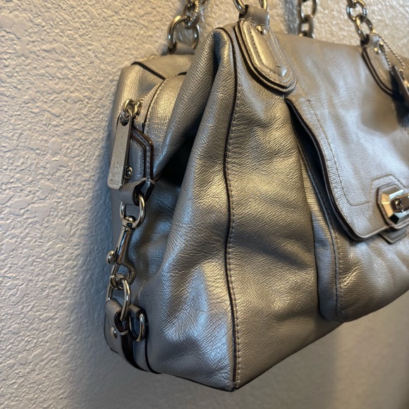 Coach Bag - Picture 4 of 8